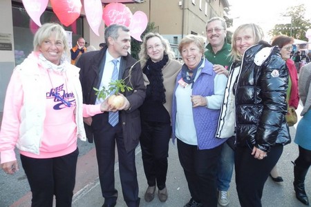 L'assessore di Casalecchio di Reno Massimo Bosso con lo staff