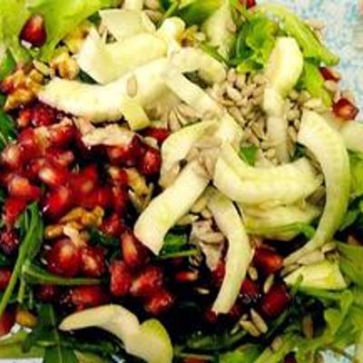 Insalata mista con melograno