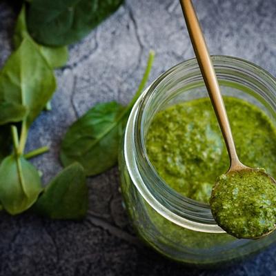 La dieta mediterranea - pesto alternativo